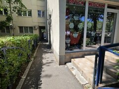 Alexandru Obregia Apartament 3 camere cu destinatie spatiu comercial
