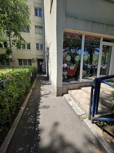 Alexandru Obregia Apartament 3 camere cu destinatie  spatiu comercial